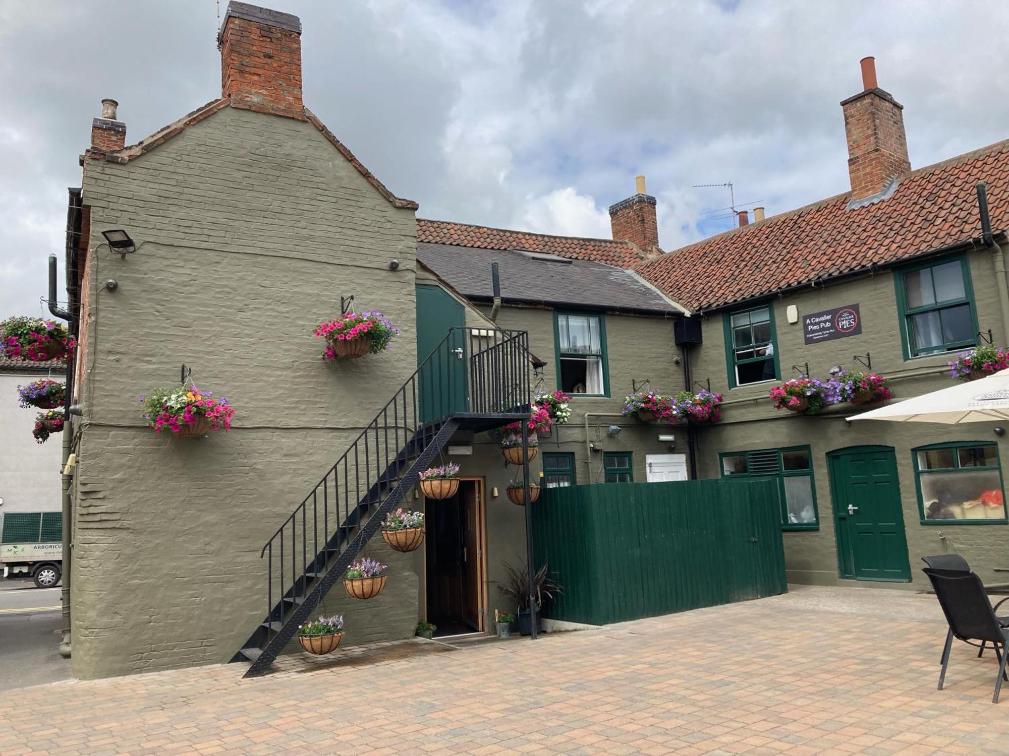 Beaumond Cross Inn Newark upon Trent エクステリア 写真
