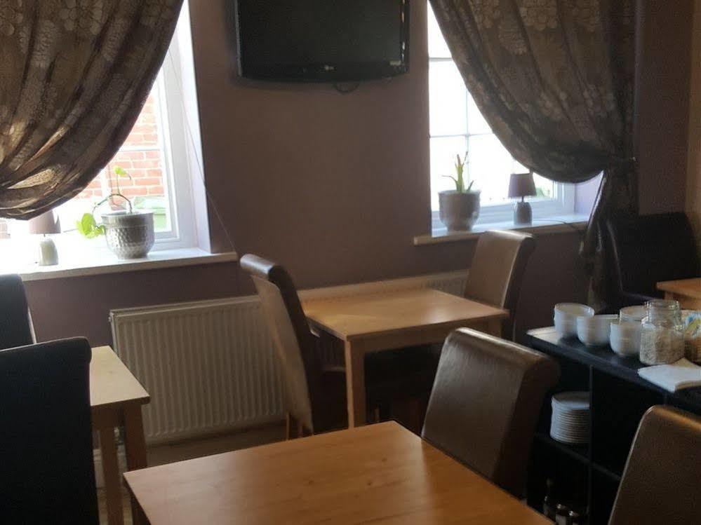 Beaumond Cross Inn Newark upon Trent エクステリア 写真