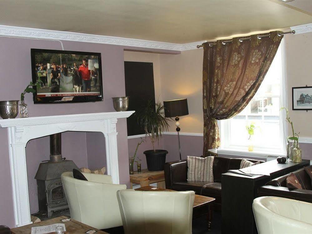 Beaumond Cross Inn Newark upon Trent エクステリア 写真