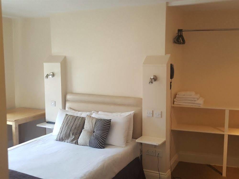 Beaumond Cross Inn Newark upon Trent エクステリア 写真